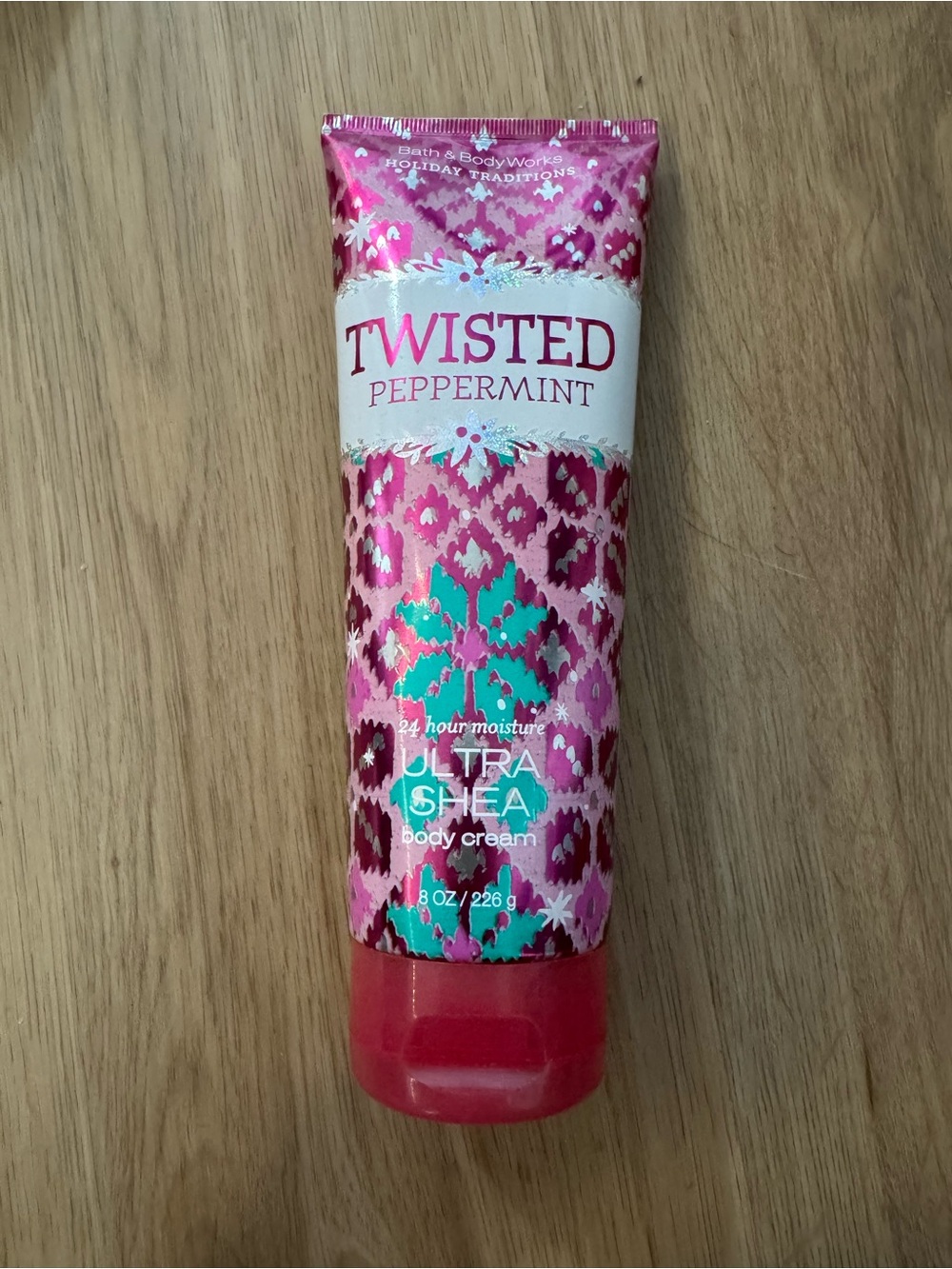 Bath & Body Works Twisted Peppermint Ultra Shea Body Cream – 8 oz